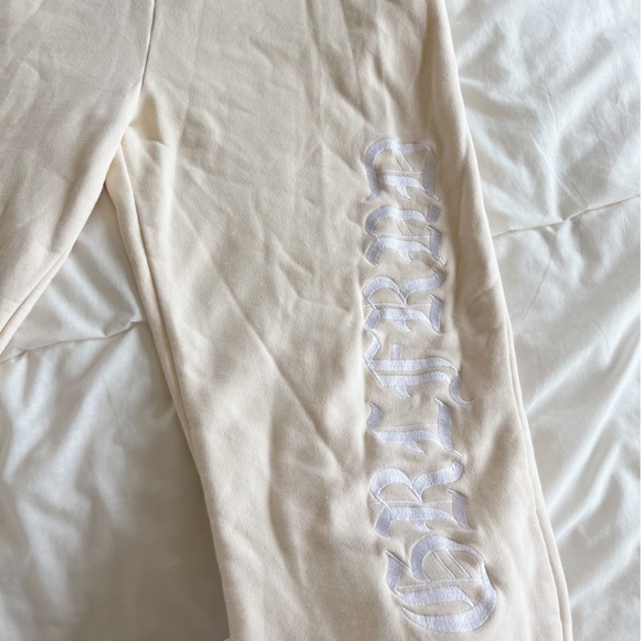 GRLFRND Sweatpants 🕊️ - Picture 3 of 4